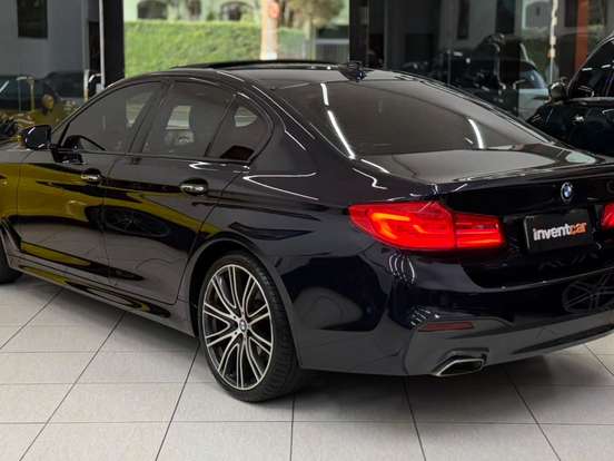 BMW-540i-3.0 24V TURBO GASOLINA M SPORT AUTOMÁTICO BMW-540i-2018