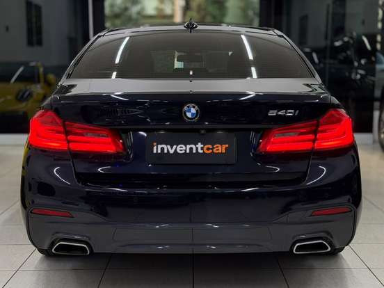 BMW-540i-2018