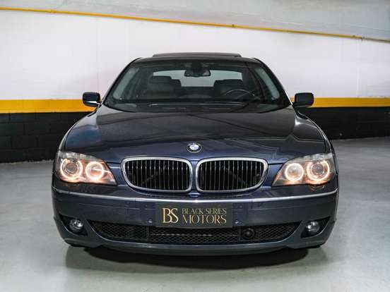 BMW-750i-2006