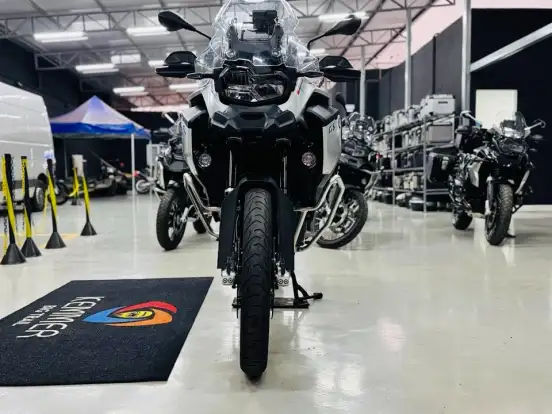 BMW-F 900 GS ADVENTURE BMW-F 900 GS ADVENTURE-2025