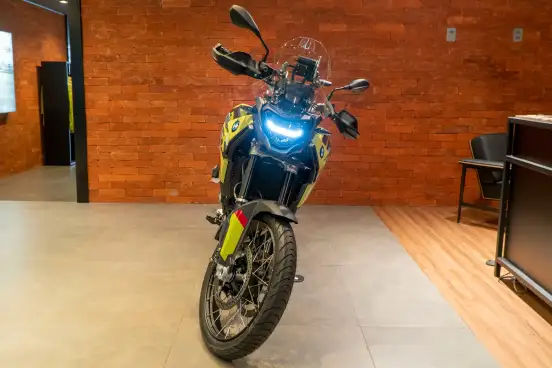 BMW-F 900 GS PLUS-2025