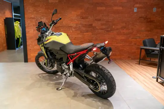 BMW-F 900 GS PLUS-2025