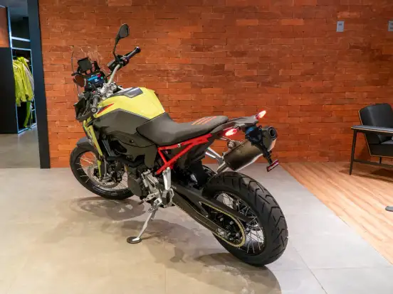BMW-F 900 GS PLUS BMW-F 900 GS PLUS-2025