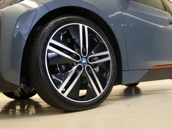 BMW-i3-ELÉTRICO eDRIVE UNIQUE FOREVER AUTOMÁTICO BMW-i3-2022