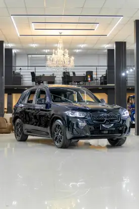 BMW-iX3-2023