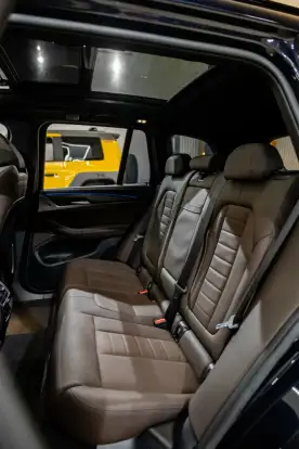 BMW-iX3-2023