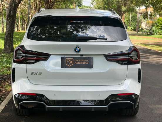 BMW-iX3-ELÉTRICO M SPORT BMW-iX3-2023