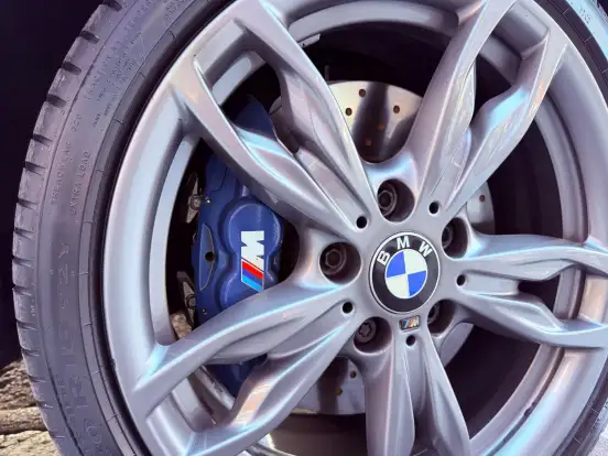 BMW-M 135i-3.0 24V TURBO GASOLINA 4P AUTOMÁTICO BMW-M 135i-2014