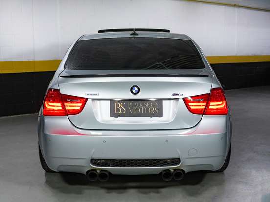 BMW-M3-4.0 SEDAN V8 32V GASOLINA 4P AUTOMATIZADO BMW-M3-2008