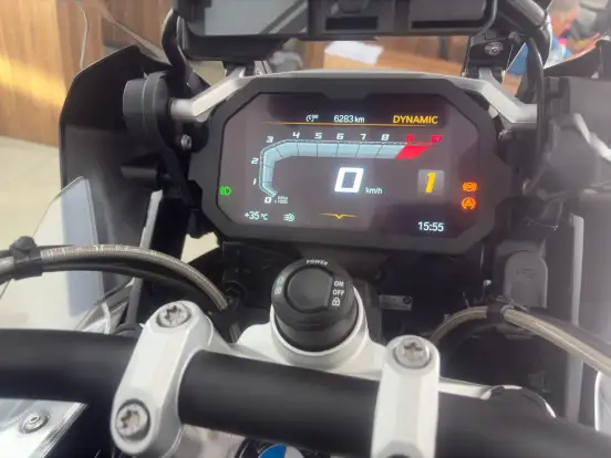 BMW-R 1250 GS ADVENTURE TRIPLE BLACK BMW-R 1250 GS ADVENTURE TRIPLE BLACK-2022