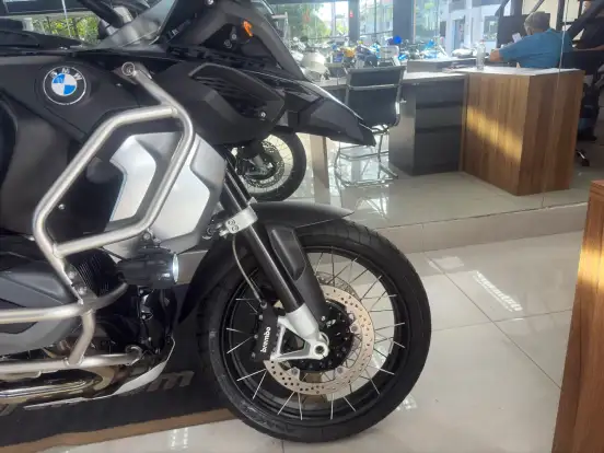 BMW-R 1250 GS ADVENTURE TRIPLE BLACK BMW-R 1250 GS ADVENTURE TRIPLE BLACK-2022