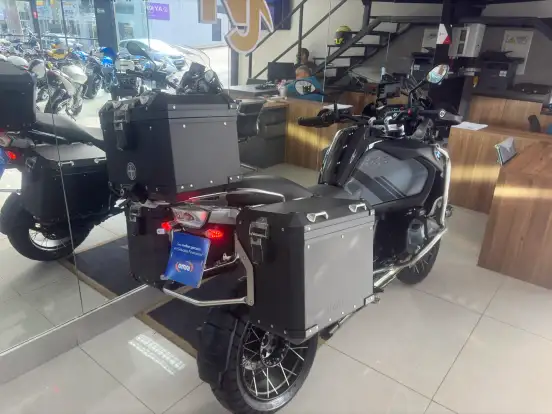 BMW-R 1250 GS ADVENTURE TRIPLE BLACK BMW-R 1250 GS ADVENTURE TRIPLE BLACK-2022