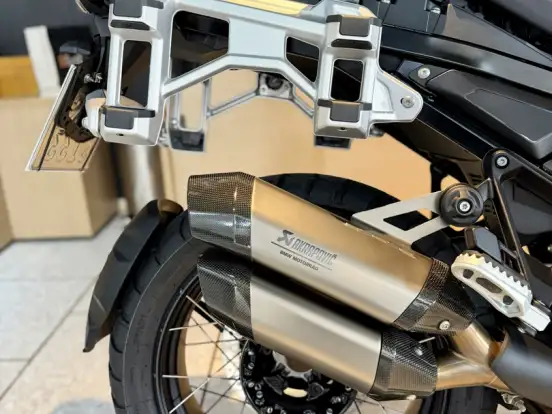 BMW-R 1300 GS ADVENTURE TRIPLE BLACK BMW-R 1300 GS ADVENTURE TRIPLE BLACK-2025