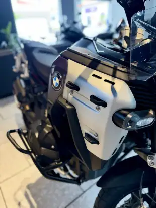 BMW-R 1300 GS ADVENTURE TRIPLE BLACK BMW-R 1300 GS ADVENTURE TRIPLE BLACK-2025