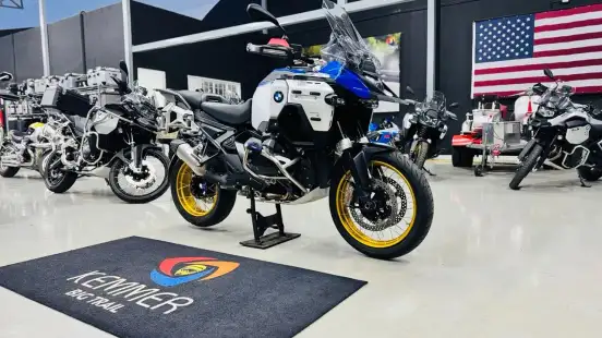 BMW-R 1300 GS ADVENTURE TROPHY-2025