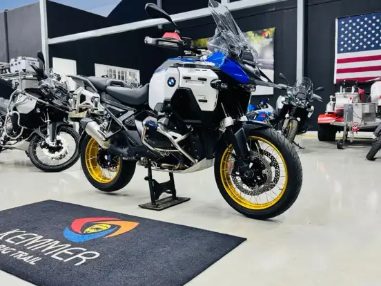 BMW-R 1300 GS ADVENTURE TROPHY BMW-R 1300 GS ADVENTURE TROPHY-2025