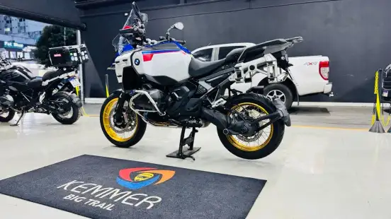 BMW-R 1300 GS ADVENTURE TROPHY-2025