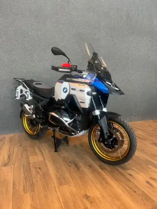 BMW R 1300 GS ADVENTURE TROPHY 