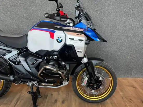 BMW-R 1300 GS ADVENTURE TROPHY BMW-R 1300 GS ADVENTURE TROPHY-2025