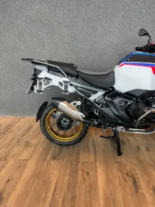 BMW-R 1300 GS ADVENTURE TROPHY-2025