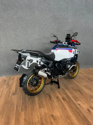 BMW-R 1300 GS ADVENTURE TROPHY-2025