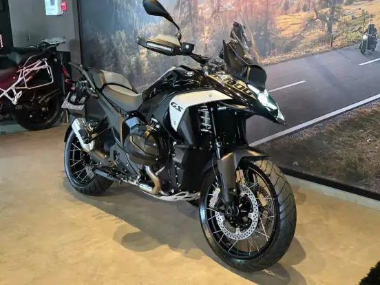 BMW-R 1300 GS TRIPLE BLACK BMW-R 1300 GS TRIPLE BLACK-2025