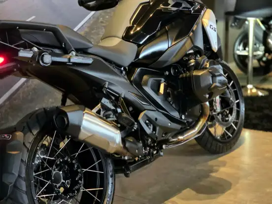BMW-R 1300 GS TRIPLE BLACK-2025