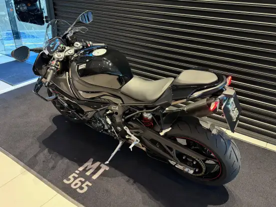 BMW-S 1000 RR-2025
