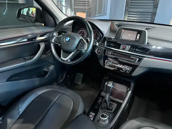 BMW-X1-2.0 16V TURBO ACTIVEFLEX SDRIVE20I 4P AUTOMÁTICO BMW-X1-2017
