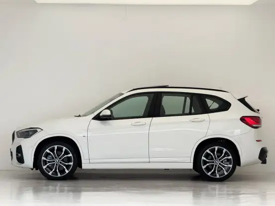 BMW-X1-2022