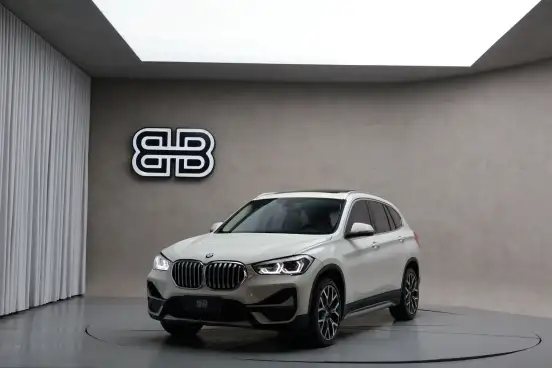BMW-X1-2022