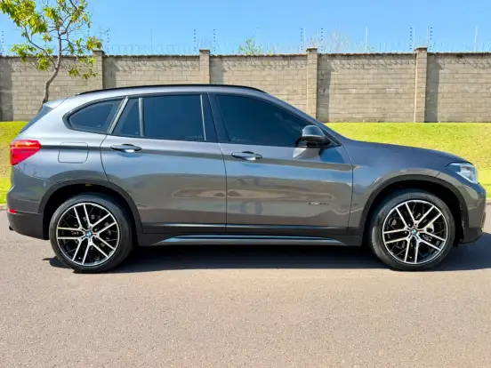 BMW-X1-2.0 16V TURBO ACTIVEFLEX XDRIVE25I SPORT 4P AUTOMÁTICO BMW-X1-2016