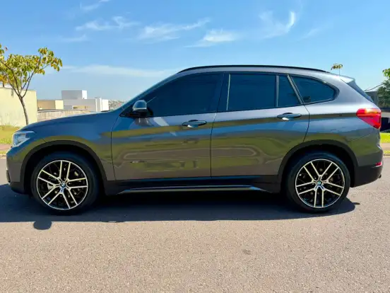 BMW-X1-2.0 16V TURBO ACTIVEFLEX XDRIVE25I SPORT 4P AUTOMÁTICO BMW-X1-2016