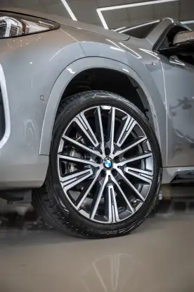 BMW-X1-2024