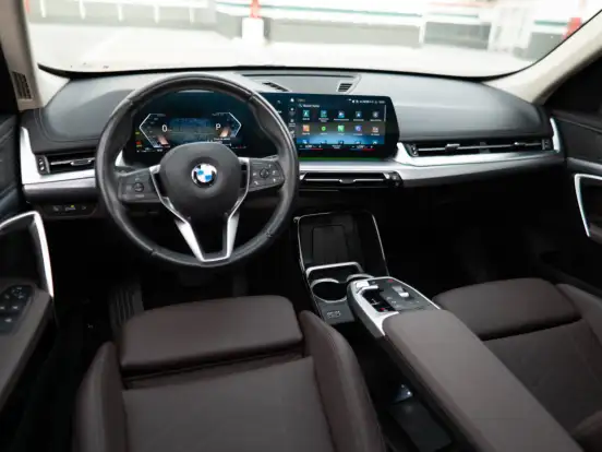 BMW-X1-2.0 16V TURBO GASOLINA SDRIVE20I X-LINE STEPTRONIC BMW-X1-2023