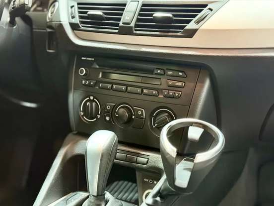 BMW-X1-2.0 16V GASOLINA SDRIVE18I TOP 4P AUTOMÁTICO BMW-X1-2011