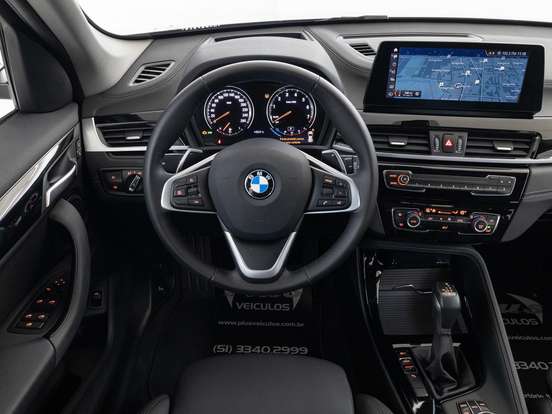 BMW-X1-2.0 16V TURBO ACTIVEFLEX SDRIVE20I 4P AUTOMÁTICO BMW-X1-2020