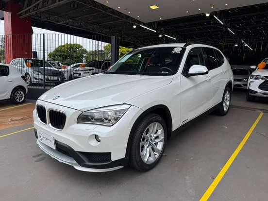 BMW-X1-2.0 16V TURBO ACTIVEFLEX SDRIVE20I 4P AUTOMÁTICO BMW-X1-2014