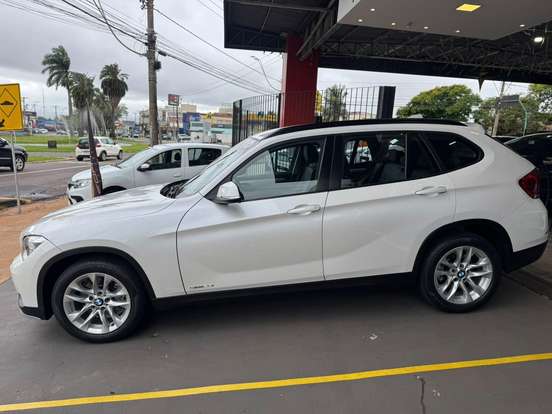 BMW-X1-2014