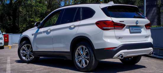 BMW-X1-2021