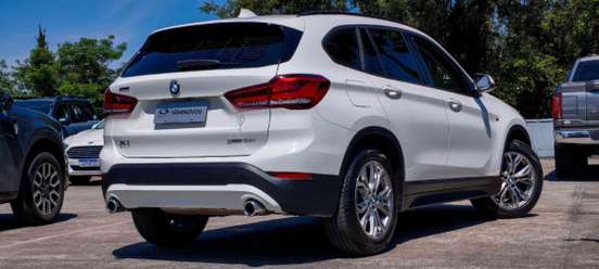 BMW-X1-2021