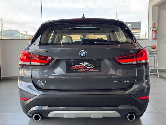 BMW-X1-2022