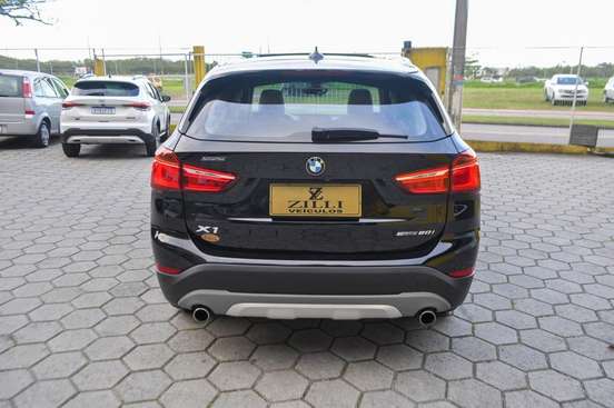 BMW-X1-2019