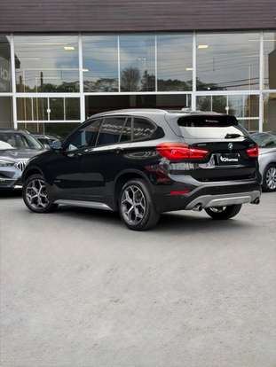 BMW-X1-2.0 16V TURBO ACTIVEFLEX SDRIVE20I X-LINE 4P AUTOMÁTICO BMW-X1-2018