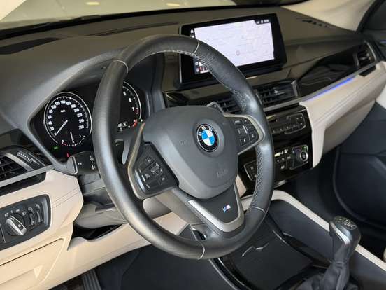 BMW-X1-2.0 16V TURBO ACTIVEFLEX SDRIVE20I X-LINE PLUS 4P AUTOMÁTICO BMW-X1-2021