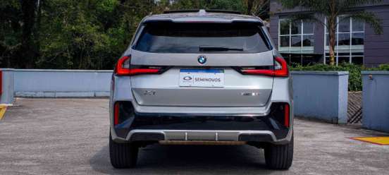 BMW-X1-2024