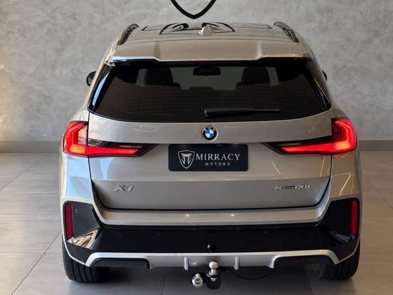 BMW-X1-2.0 16V TURBO GASOLINA SDRIVE20I M SPORT STEPTRONIC BMW-X1-2023