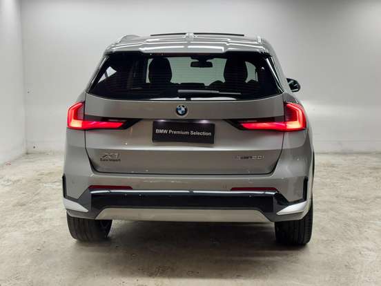 BMW-X1-2023