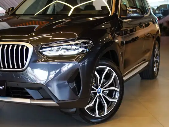 BMW-X3-2.0 16V HÍBRIDO X LINE XDRIVE30E STEPTRONIC BMW-X3-2023