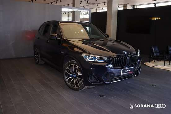BMW-X3-2021